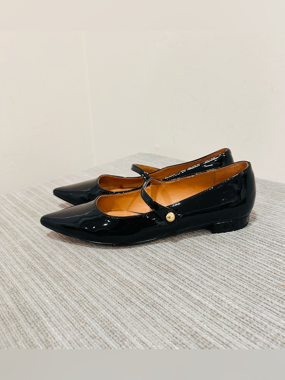 J.Crew Factory Women's Pointed Toe Mary Jane Flats Black Patent Size 8 FA19